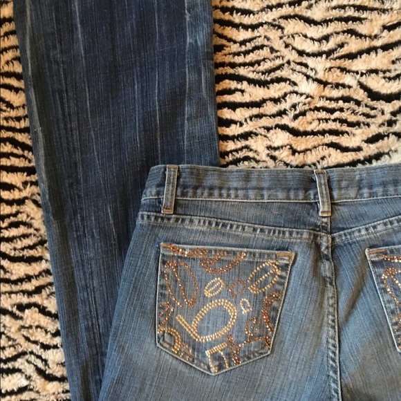 🔆SOLD🔆 bebe Jeans w/ embroiled back pockets - Picture 8 of 13